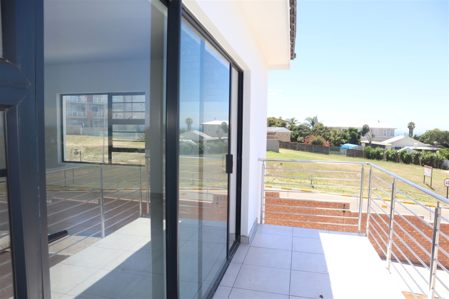 3 Bedroom Property for Sale in Jeffreys Bay Central Eastern Cape
